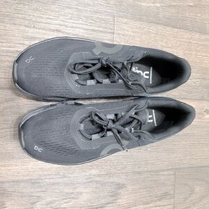 On Running Cloudmonster Men’s 11 Triple Black CloudTec Running Shoes